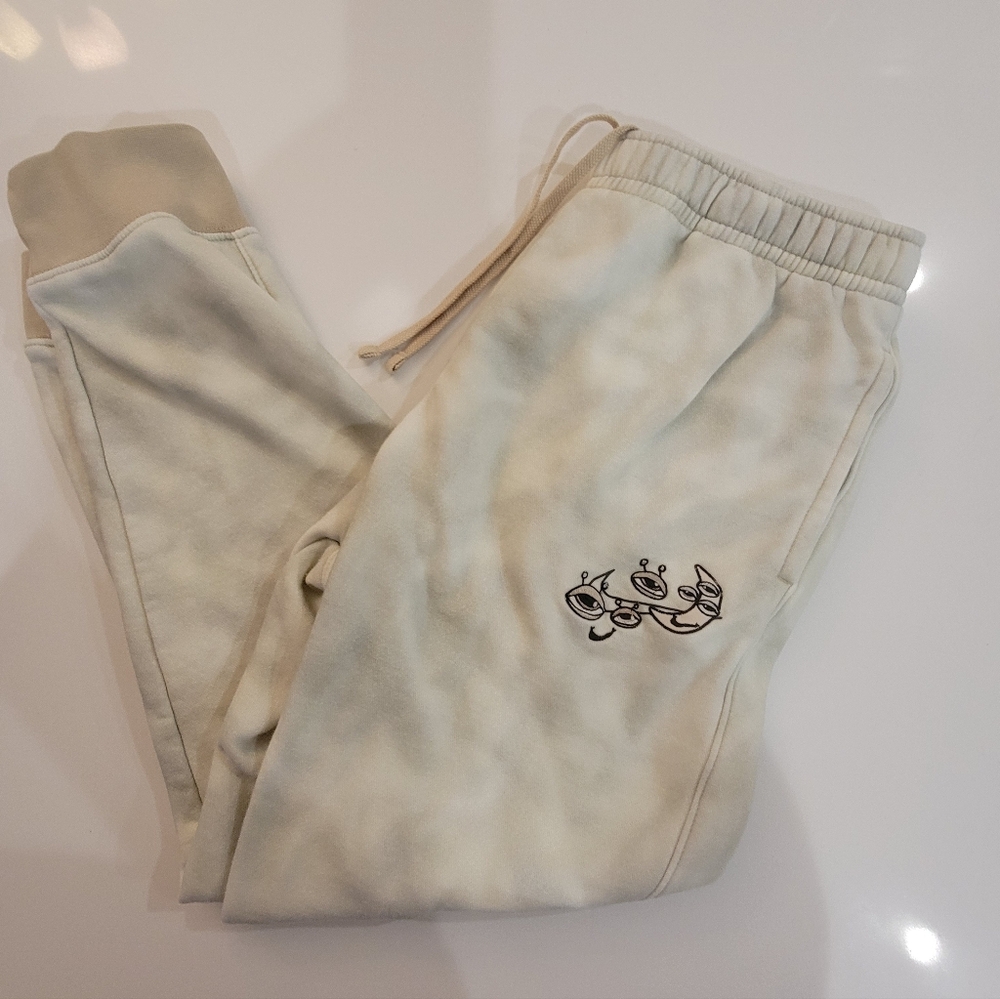 Nike sweatpants